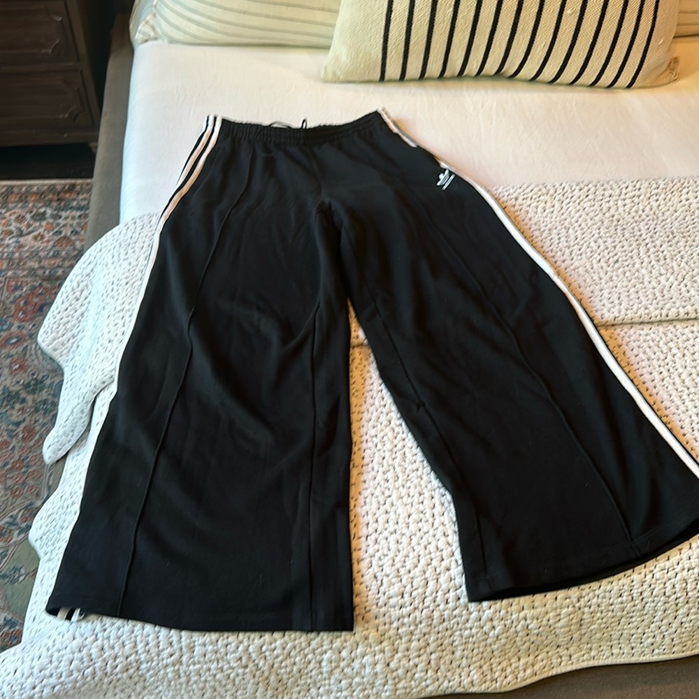 Adidas 3-STRIPES LOOSE FRENCH TERRY WIDE LEG PANTS